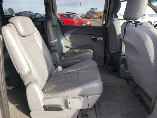 2C4GP54L25R513937 - 2005 CHRYSLER TOWN & COU TOURING 银色 照片 11