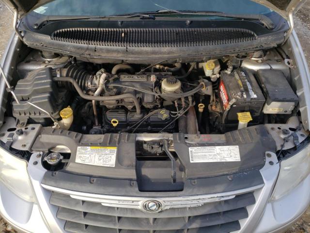 2C4GP54L25R513937 - 2005 CHRYSLER TOWN & COU TOURING 银色 照片 12