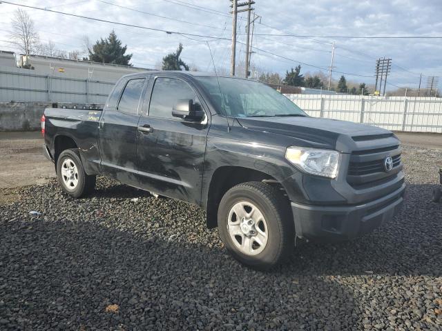 5TFUM5F16HX070902 - 2017 TOYOTA TUNDRA DOUBLE CAB SR/SR5 BLACK photo 4