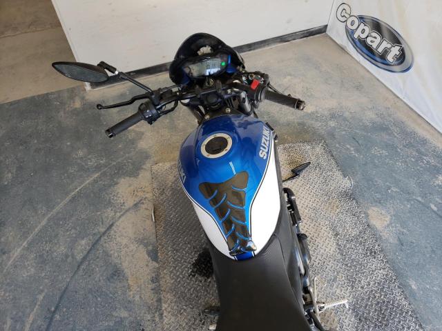 JS1VP55A0J2100020 - 2018 SUZUKI SV650 BLUE photo 5