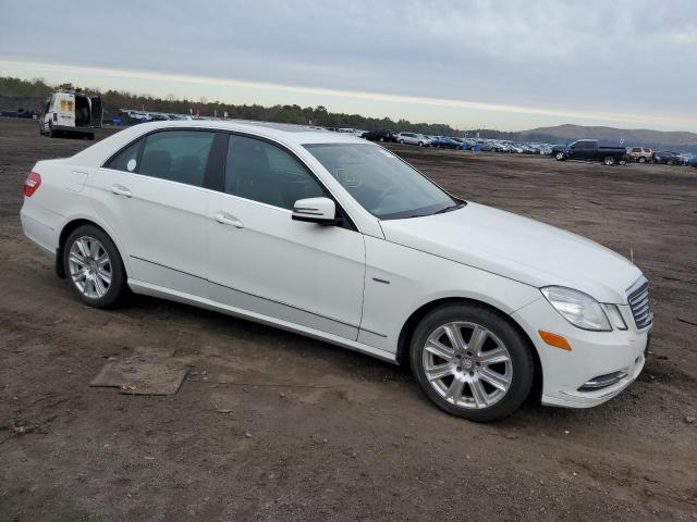 WDDHF2EB6CA551626 - 2012 MERCEDES-BENZ E 350 BLUETEC WHITE photo 4