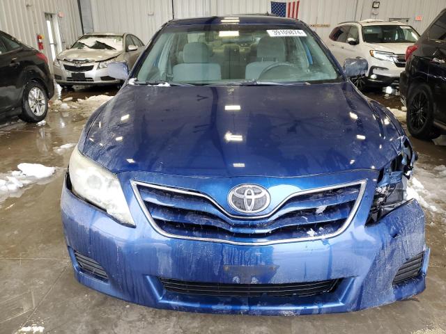 4T4BF3EK0BR110496 - 2011 TOYOTA CAMRY BASE BLUE photo 5