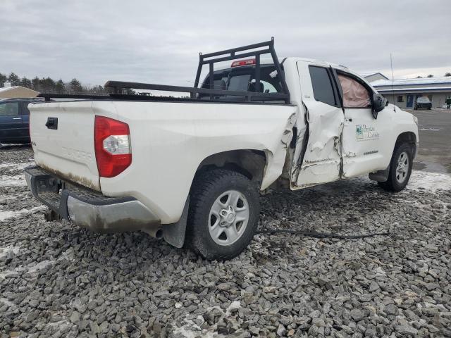5TFUM5F12KX080737 - 2019 TOYOTA TUNDRA DOUBLE CAB SR/SR5 WHITE photo 3