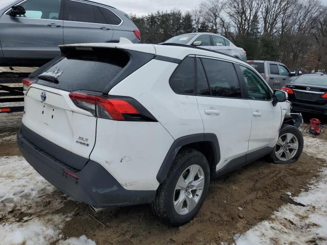 4T3R6RFVXMU014082 - 2021 TOYOTA RAV4 XLE WHITE photo 3