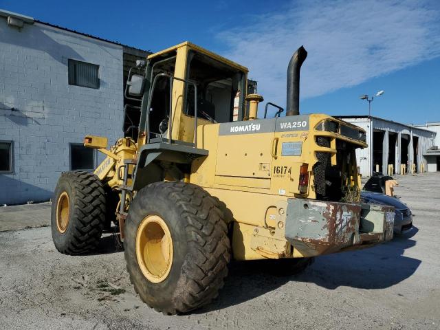 WA2503MCA71531 - 2005 KOMATSU WA250 YELLOW photo 3