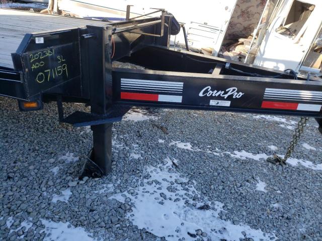 4MJFB2121JE071159 - 2018 CORN TRAILER BLACK photo 9