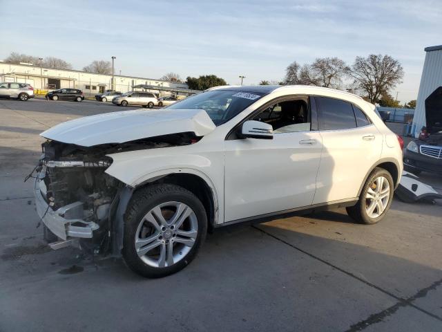 2016 MERCEDES-BENZ GLA 250 4MATIC, 