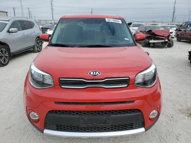 KNDJP3A50J7579396 - 2018 KIA SOUL + RED photo 5