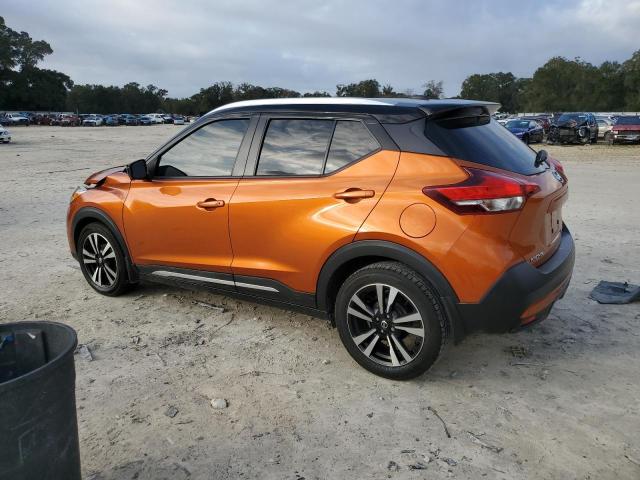 3N1CP5CUXJL511551 - 2018 NISSAN KICKS S ORANGE photo 2