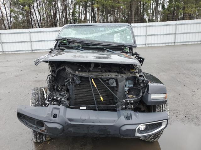 1C4HJXEG8JW249739 - 2018 JEEP WRANGLER U SAHARA BLACK photo 5