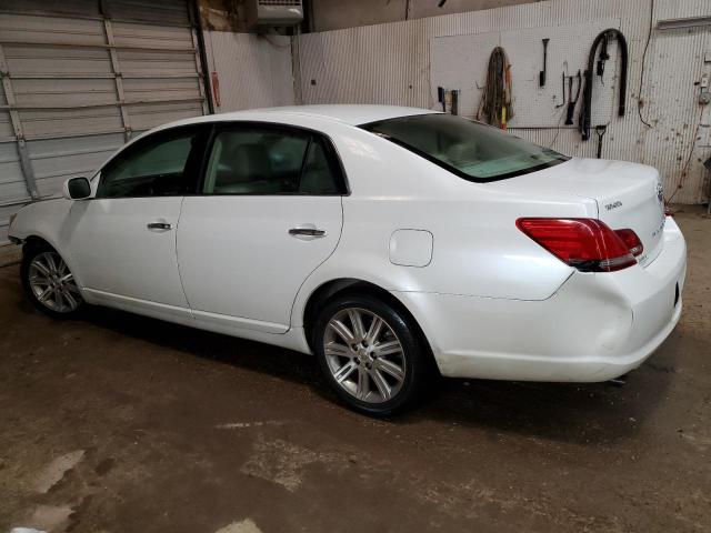 4T1BK36B68U274073 - 2008 TOYOTA AVALON XL WHITE photo 2