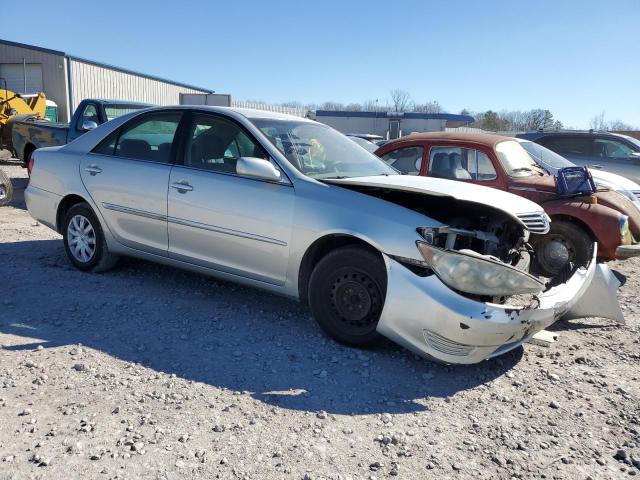 4T1BE32K15U957193 - 2005 TOYOTA CAMRY LE SILVER photo 4