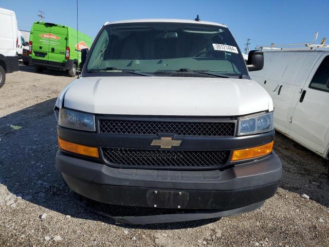 1GCWGAFP0K1186099 - 2019 CHEVROLET EXPRESS G2 WHITE photo 5