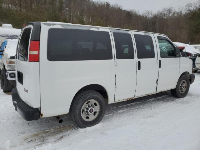 1GJW7PFG8B1179851 - 2011 GMC SAVANA G2500 LS WHITE photo 3