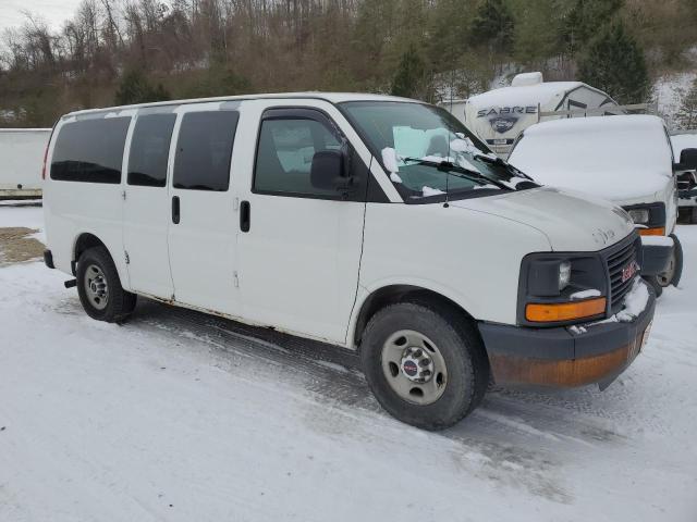 1GJW7PFG8B1179851 - 2011 GMC SAVANA G2500 LS WHITE photo 4