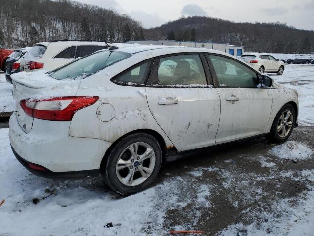 1FAHP3F21CL261249 - 2012 FORD FOCUS SE WHITE photo 3