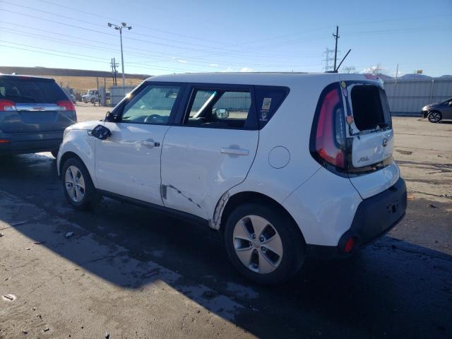 KNDJN2A27G7262472 - 2016 KIA SOUL WHITE photo 2