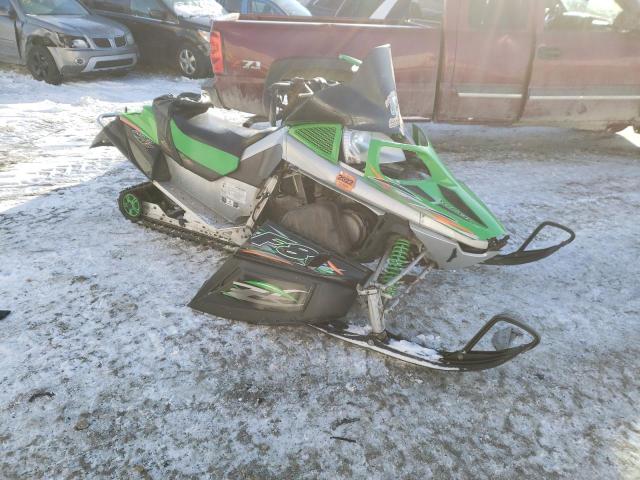 4UF07SNW17T125384 - 2007 ARCTIC CAT F8 GREEN photo 1