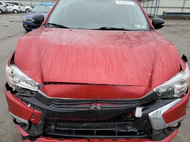 JA4AP3AU9HZ035267 - 2017 MITSUBISHI OUTLANDER ES RED photo 12