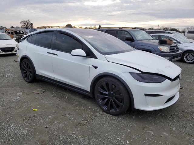 7SAXCBE67NF330177 - 2022 TESLA MODEL X WHITE photo 4