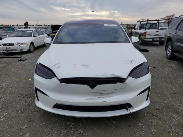 7SAXCBE67NF330177 - 2022 TESLA MODEL X WHITE photo 5