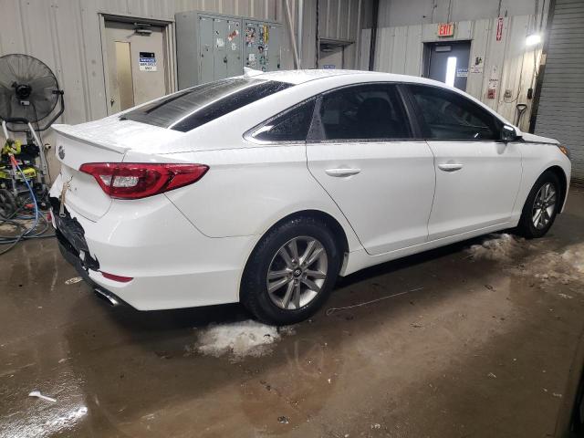 5NPE24AF8FH002536 - 2015 HYUNDAI SONATA SE WHITE photo 3