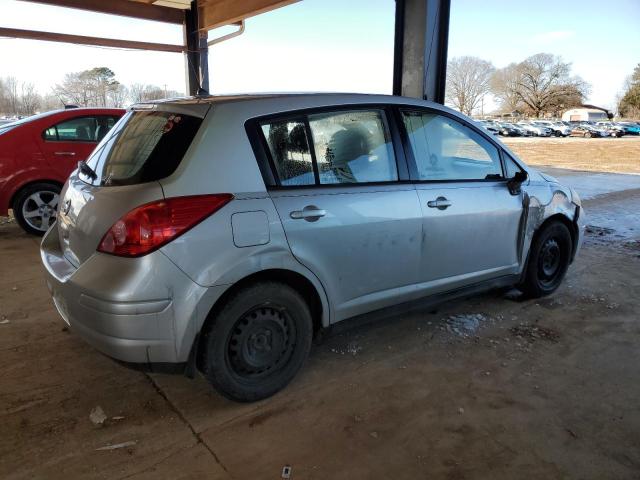 3N1BC13E47L371062 - 2007 NISSAN VERSA S SILVER photo 3