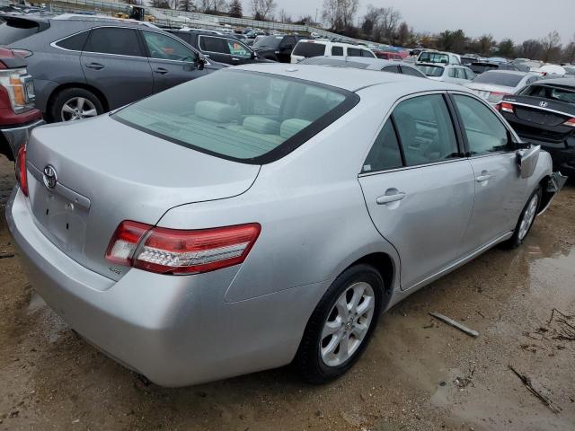 4T1BF3EK0BU774016 - 2011 TOYOTA CAMRY BASE SILVER photo 3