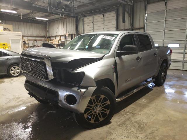 2013 TOYOTA TUNDRA CREWMAX SR5, 