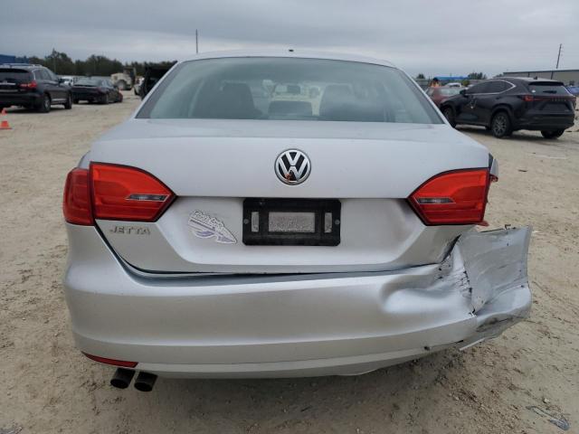 3VW2K7AJ4EM301133 - 2014 VOLKSWAGEN JETTA BASE SILVER photo 6