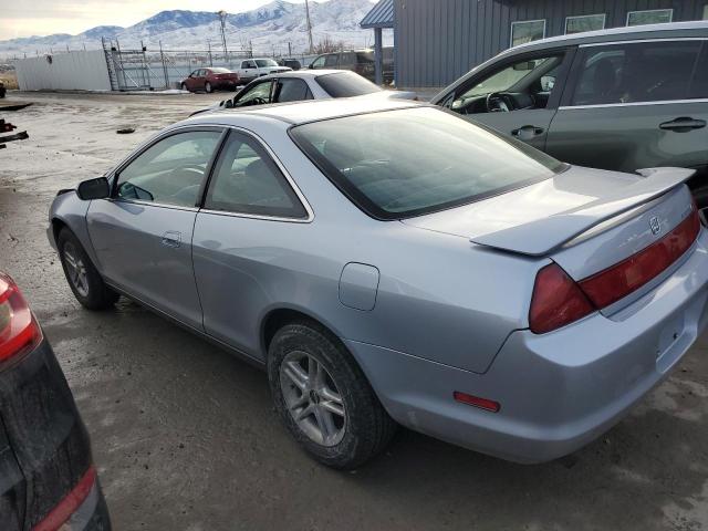 1HGCG224XWA033709 - 1998 HONDA ACCORD LX GRAY photo 2