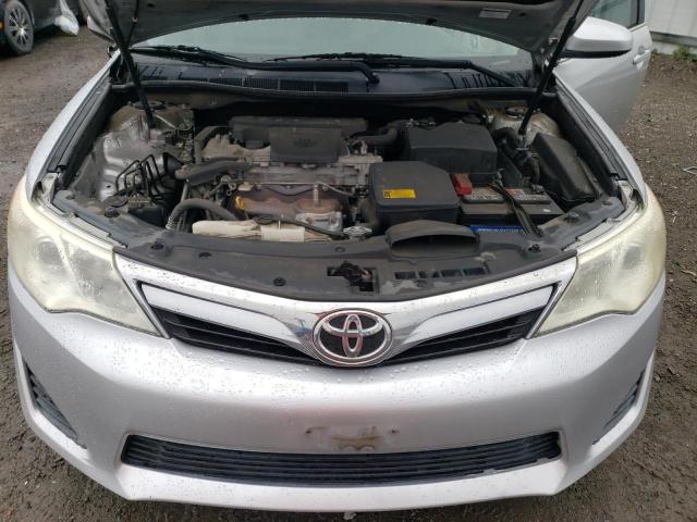 4T4BF1FK7CR243938 - 2012 TOYOTA CAMRY BASE SILVER photo 11