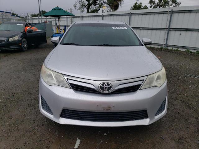 4T4BF1FK7CR243938 - 2012 TOYOTA CAMRY BASE SILVER photo 5