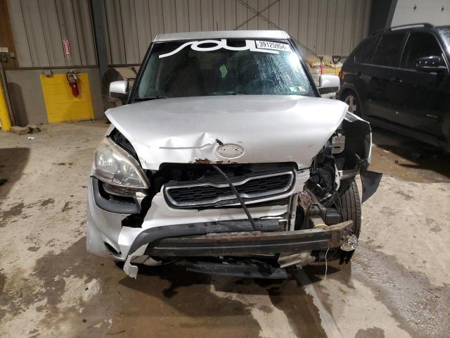 KNDJT2A59C7388195 - 2012 KIA SOUL SILVER photo 5