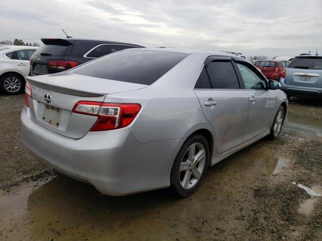 4T1BF1FK9CU109961 - 2012 TOYOTA CAMRY BASE SILVER photo 3