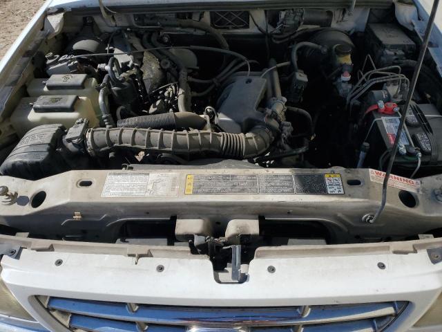 1FTYR10U12TA63823 - 2002 FORD RANGER WHITE photo 11