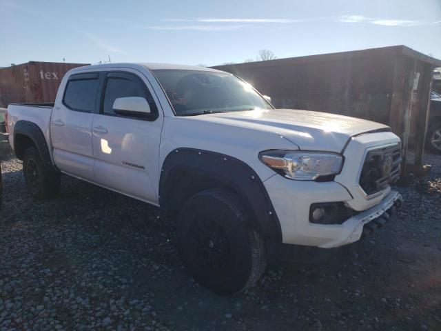 3TMAZ5CN2KM107095 - 2019 TOYOTA TACOMA DOUBLE CAB 白色 照片 4