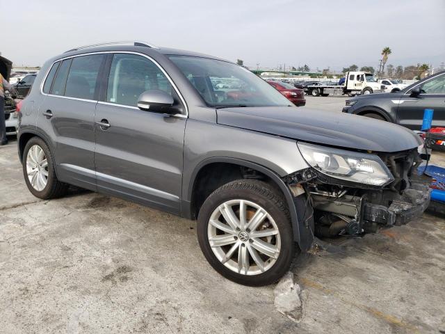 WVGAV7AX8GW516846 - 2016 VOLKSWAGEN TIGUAN S GRAY photo 4