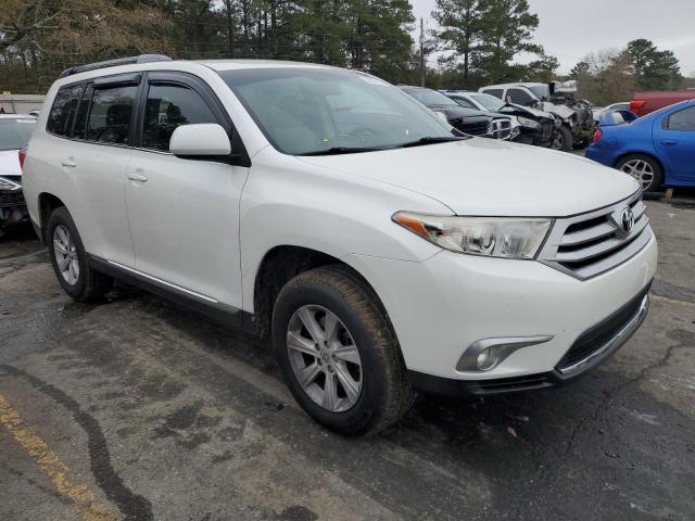 5TDZK3EHXCS057924 - 2012 TOYOTA HIGHLANDER BASE WHITE photo 4