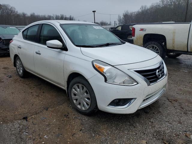 3N1CN7AP0FL814912 - 2015 NISSAN VERSA S WHITE photo 4