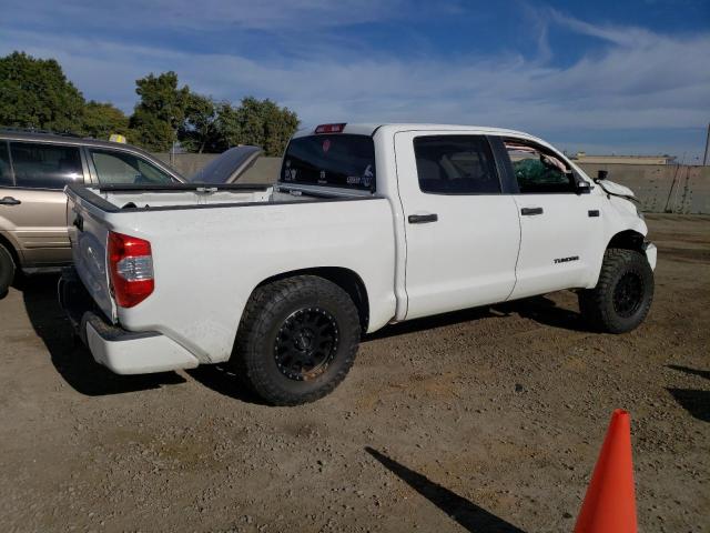 5TFDY5F13FX481191 - 2015 TOYOTA TUNDRA CREWMAX SR5 WHITE photo 3