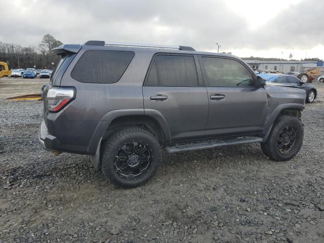 JTEBU5JR8F5251797 - 2015 TOYOTA 4RUNNER SR5 GRAY photo 3