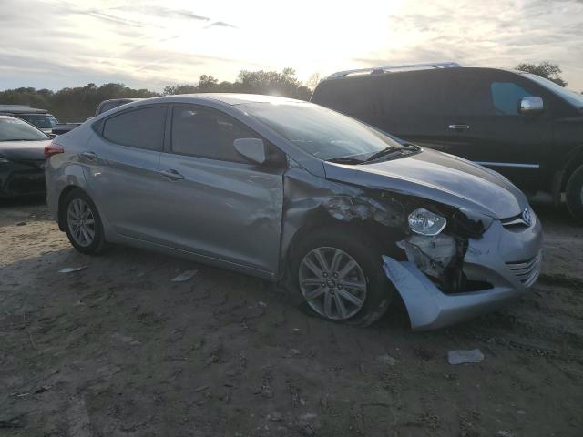 5NPDH4AE8GH718484 - 2016 HYUNDAI ELANTRA SE SILVER photo 4