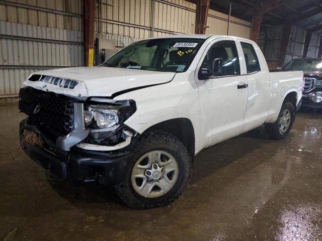 5TFRM5F10JX129647 - 2018 TOYOTA TUNDRA DOUBLE CAB SR/SR5 WHITE photo 1