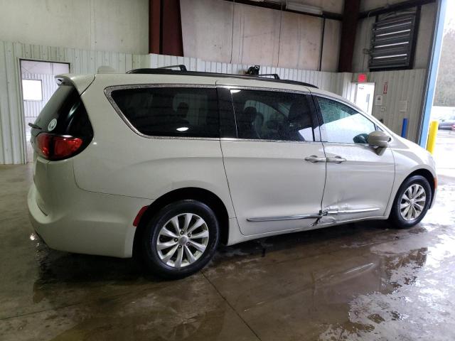2C4RC1BG5HR553176 - 2017 CHRYSLER PACIFICA TOURING L WHITE photo 3