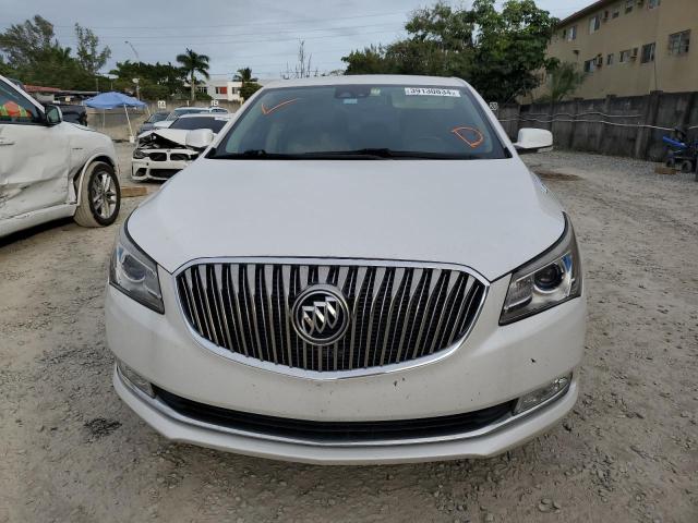 1G4GB5G37GF281982 - 2016 BUICK LACROSSE WHITE photo 5