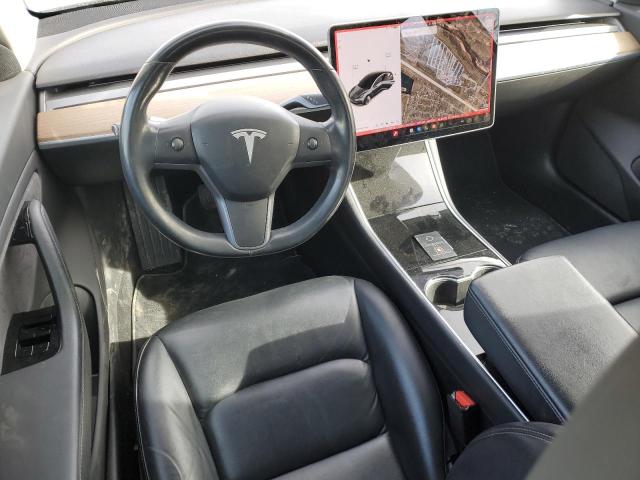 5YJ3E1EA1JF110158 - 2018 TESLA MODEL 3 GRAY photo 8