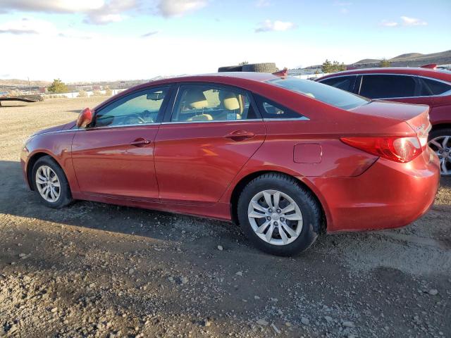 5NPEB4AC0DH539193 - 2013 HYUNDAI SONATA GLS RED photo 2