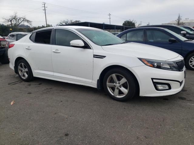 5XXGM4A70FG410682 - 2015 KIA OPTIMA LX WHITE photo 4