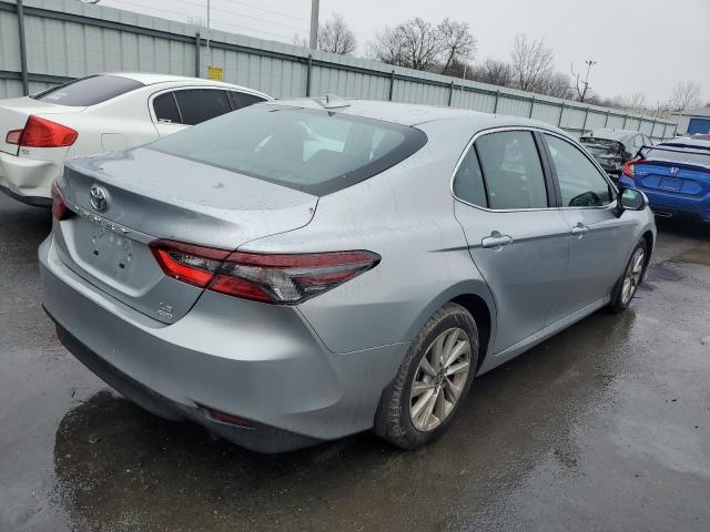 4T1C11BK2PU106947 - 2023 TOYOTA CAMRY LE SILVER photo 3